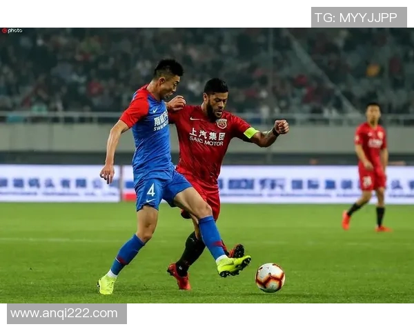 2019中超精彩对决上海上港迎战重庆斯威全场回顾与精彩瞬间分析